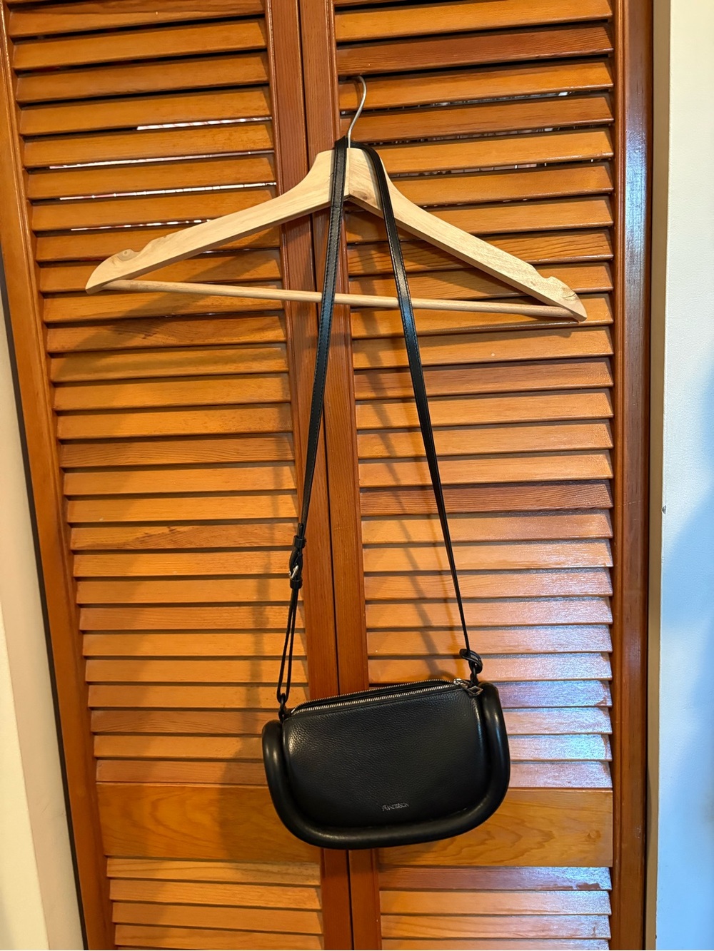 JW Anderson Black Leather Bumper 12 Bag - Picture 4 of 4